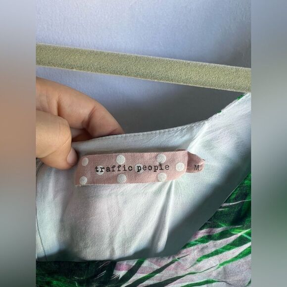 Traffic People Romper Bell Sleeves Tropical Floral Palm Leaves Print size M - Picture 5 of 7